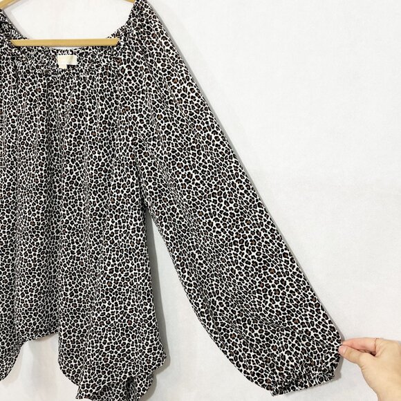 Michael Michael Kors Leopard Print Off the Shoulder Asymmetrical Hem Top Size 2X - Picture 3 of 7
